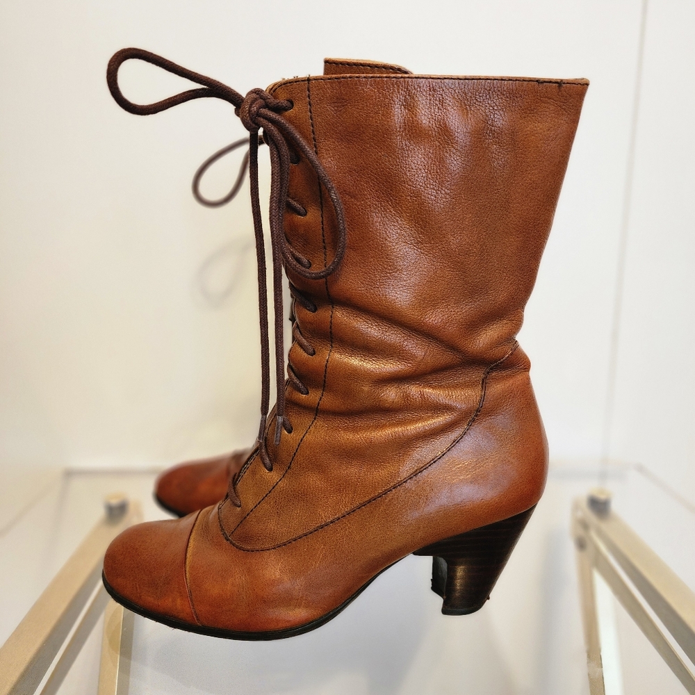 Brown Born Congac Leather Lace-Up Boots - Picture 4 of 11
